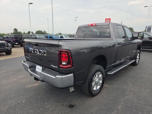 Used 2025 RAM 2500 Big Horn AWD/4WD image 8