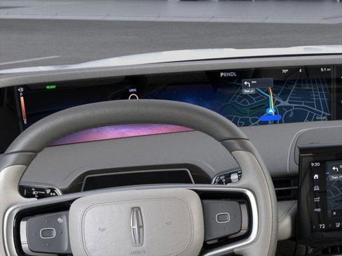 New 2025 Lincoln Nautilus Premier w/ Equipment Group 102A image 13
