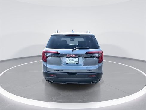 Used 2023 GMC Acadia SLE w/ Driver Convenience Package image 7