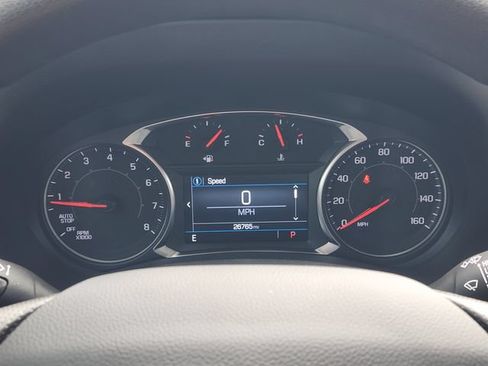 Used 2023 GMC Terrain SLE w/ Driver Convenience Package FWD image 7