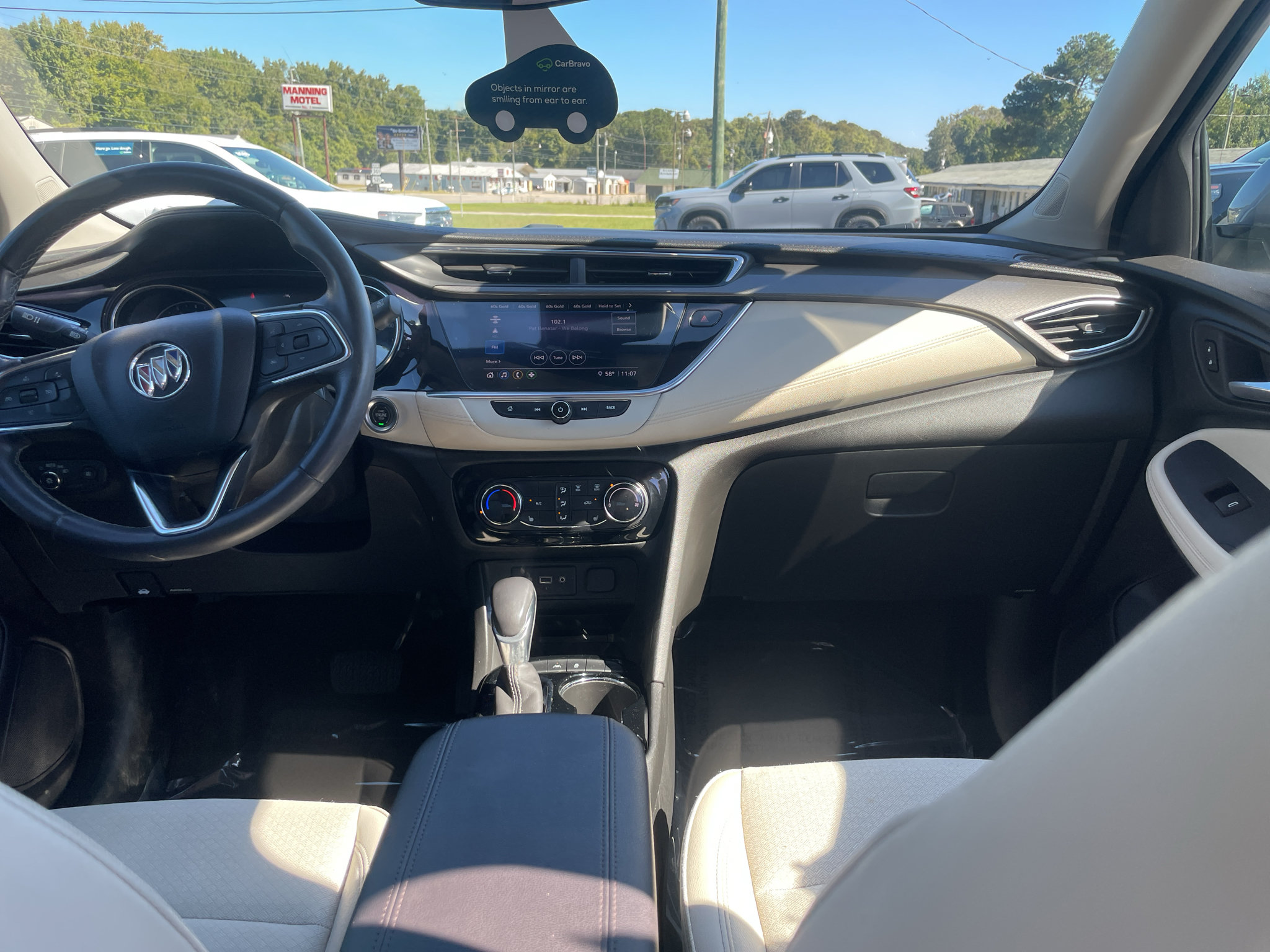 Certified 2020 Buick Encore GX Preferred w/ Cold Weather Comfort Package FWD image 16