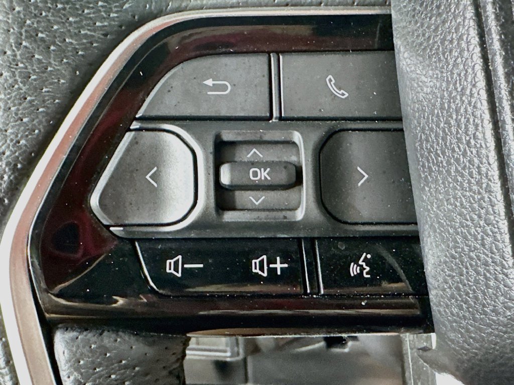Used 2023 Toyota Sequoia Platinum RWD image 26