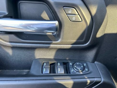 Used 2025 Chevrolet Silverado 2500 W/T AWD/4WD image 12