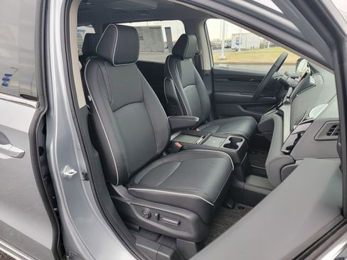 New 2026 Honda Odyssey Elite image 12