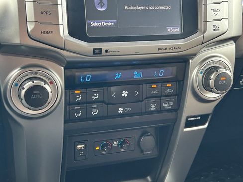 Used 2019 Toyota 4Runner Limited image 32