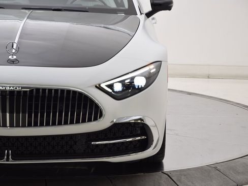 New 2026 Mercedes-Benz Maybach SL 680 image 10