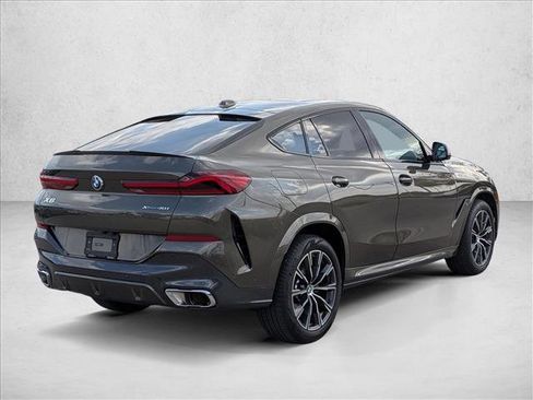 Used 2025 BMW X6 xDrive40i image 5