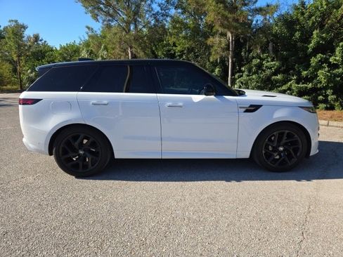 Used 2024 Land Rover Range Rover Sport Dynamic SE image 6