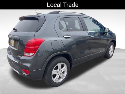 Used 2020 Chevrolet Trax LT w/ LT Convenience Package image 6