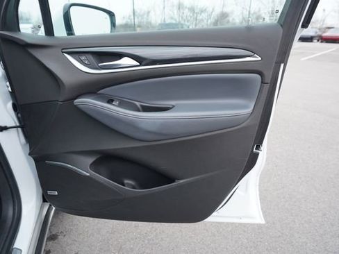 Used 2024 Buick Enclave Premium image 21