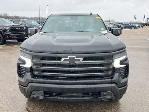 Used 2025 Chevrolet Silverado 1500 High Country w/ Midnight Edition image 9
