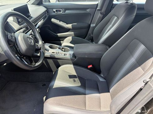 Used 2023 Honda Civic Sport image 5