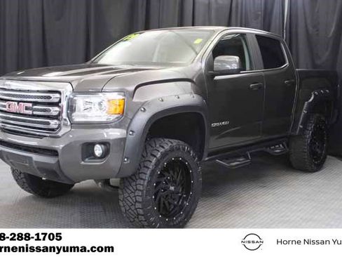 Used 2019 GMC Canyon SLE image 3
