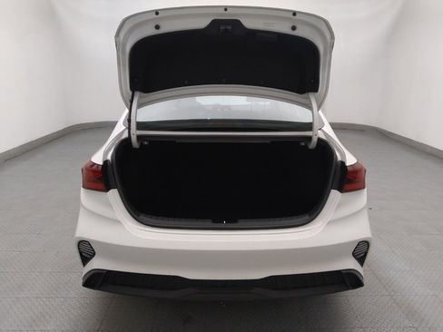 Used 2022 Kia Forte LXS image 29