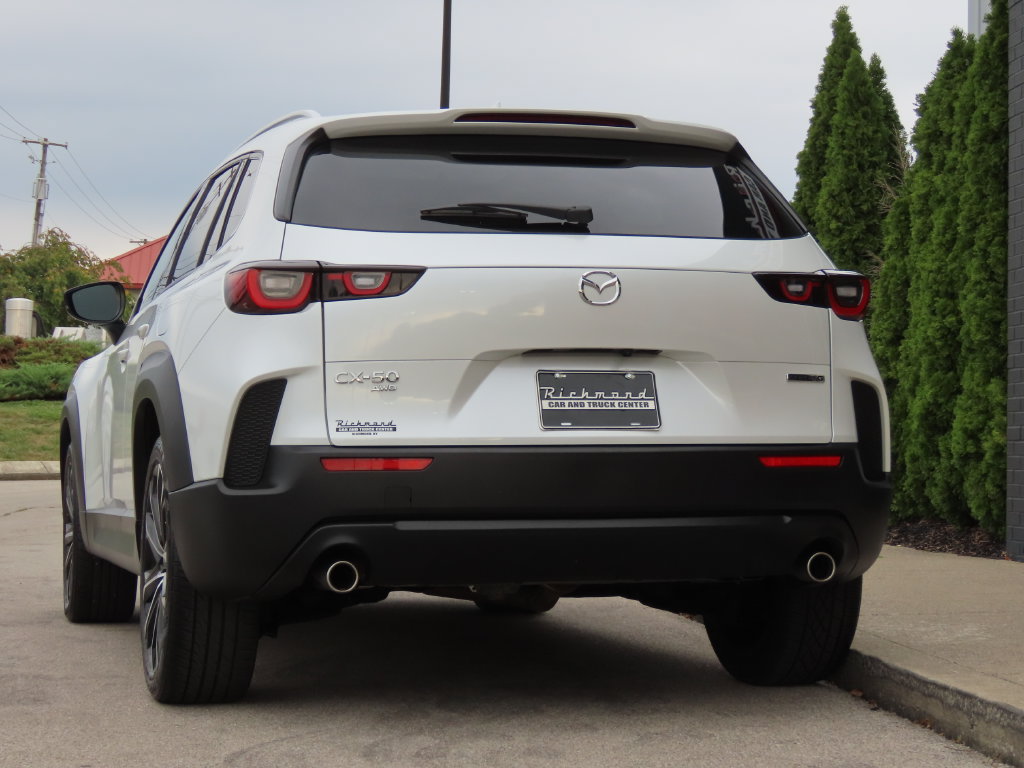 Used 2025 MAZDA CX-50 AWD 2.5 S w/ Premium Plus Pkg image 5