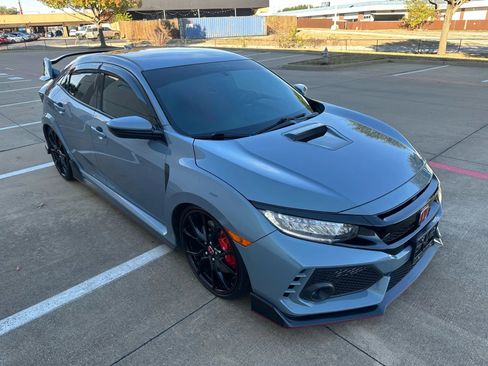Used 2019 Honda Civic Type R image 5