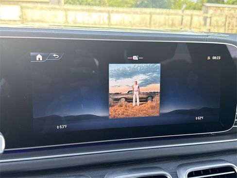 New 2025 Mercedes-Benz GLS 580 4MATIC image 7