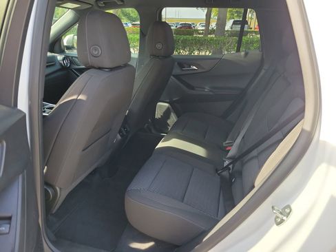 Used 2026 Chevrolet Equinox LT FWD image 9