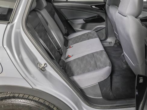 Used 2022 Volkswagen ID.4 Pro image 39