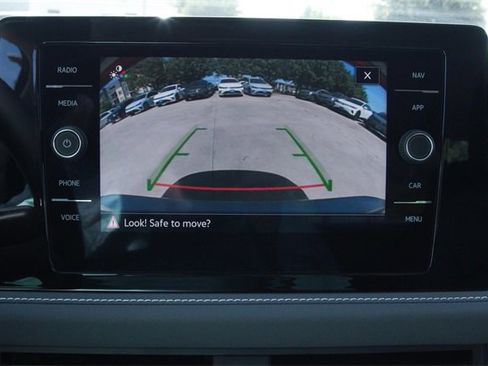 New 2025 Volkswagen Jetta SEL image 12