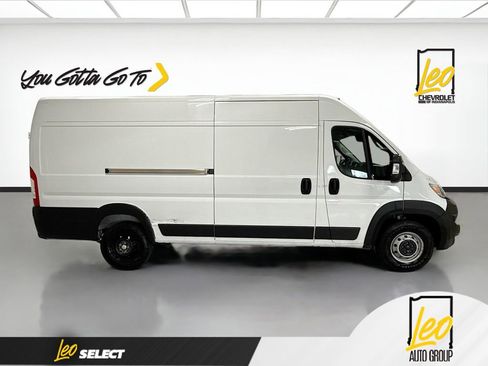 Used 2023 RAM ProMaster 3500 FWD image 4