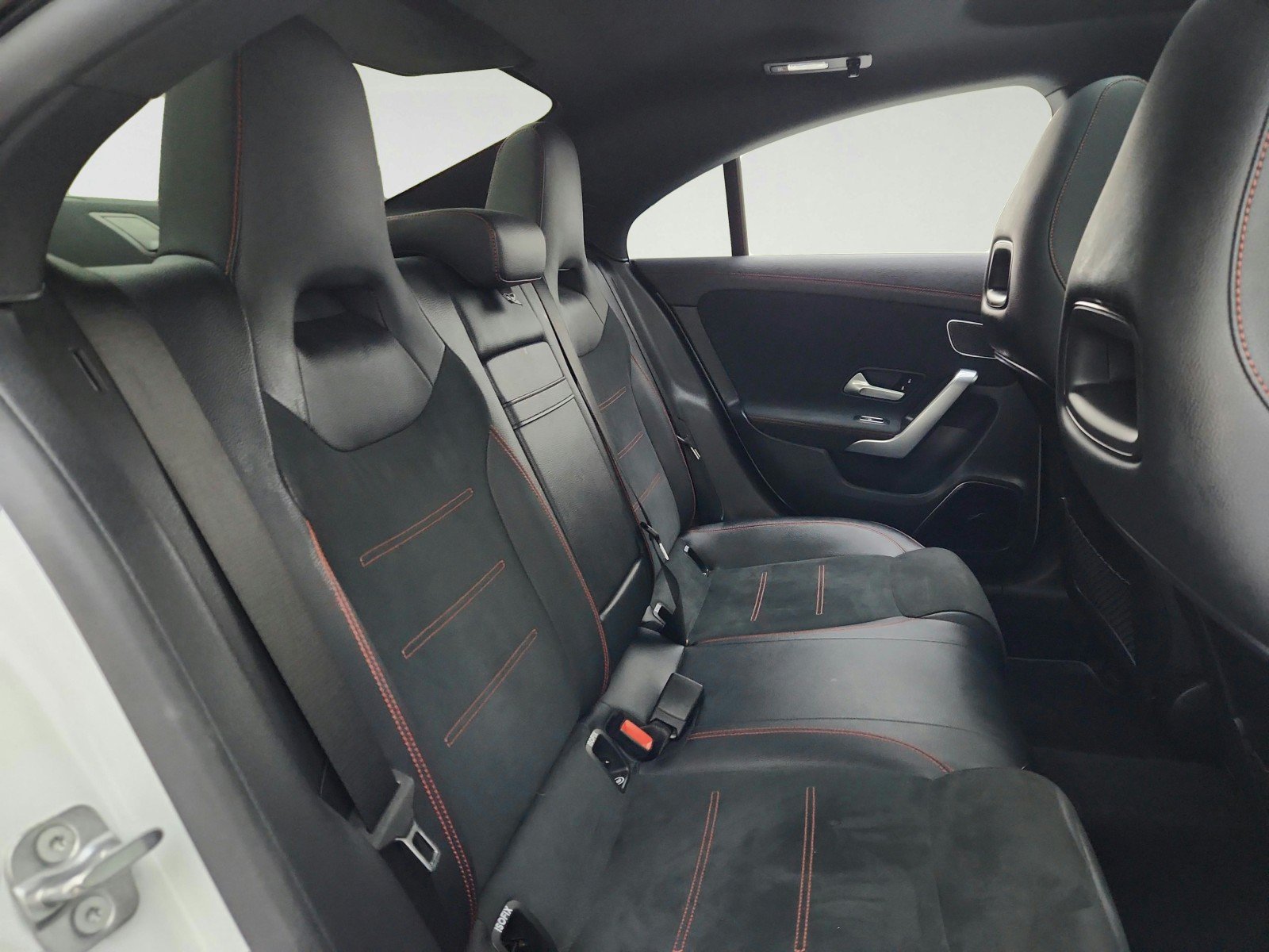 Used 2023 Mercedes-Benz CLA 250 image 28