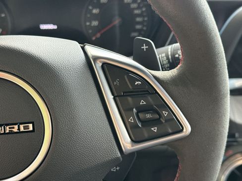 Used 2022 Chevrolet Camaro ZL1 RWD image 31