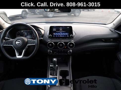 Used 2024 Nissan Sentra SV FWD image 11