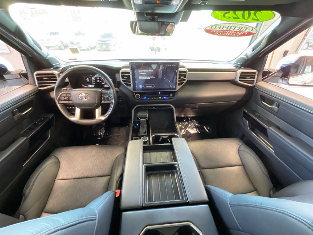 Used 2025 Toyota Tundra Limited AWD/4WD image 8