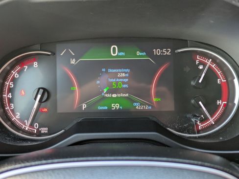 Used 2024 Toyota RAV4 Adventure image 15