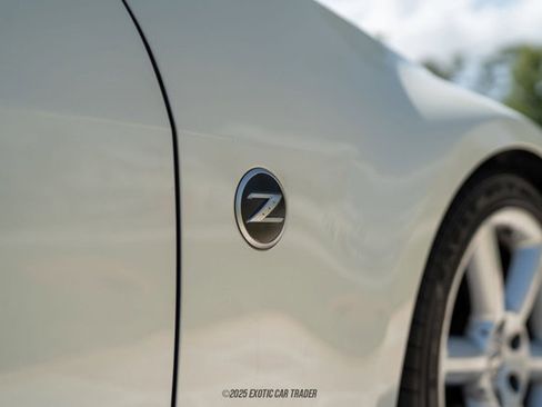 Used 2004 Nissan 350Z Touring w/ Cargo Convenience Pkg image 36