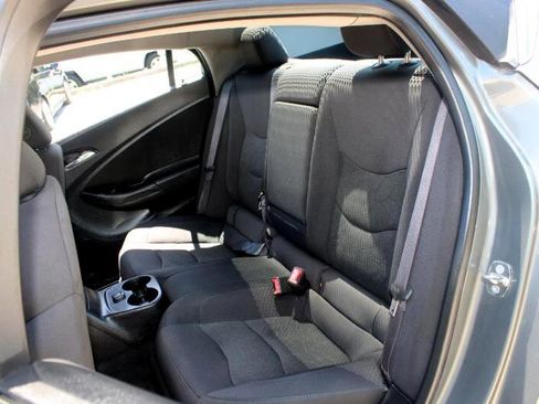 Used 2017 Chevrolet Volt LT image 14