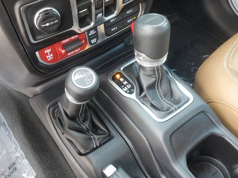 Used 2022 Jeep Gladiator Rubicon w/ LED Lighting Group image 30