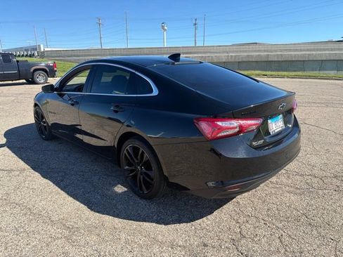 Used 2023 Chevrolet Malibu LT w/ Midnight Edition FWD image 4
