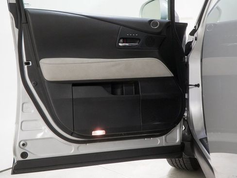 Used 2013 Lexus RX 350 350 w/ Navigation Pkg image 17