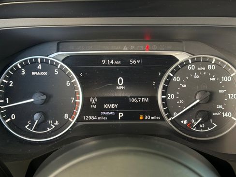 Used 2025 Nissan Pathfinder S FWD image 30