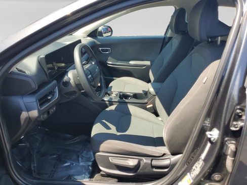 Used 2025 Kia K4 FWD image 16