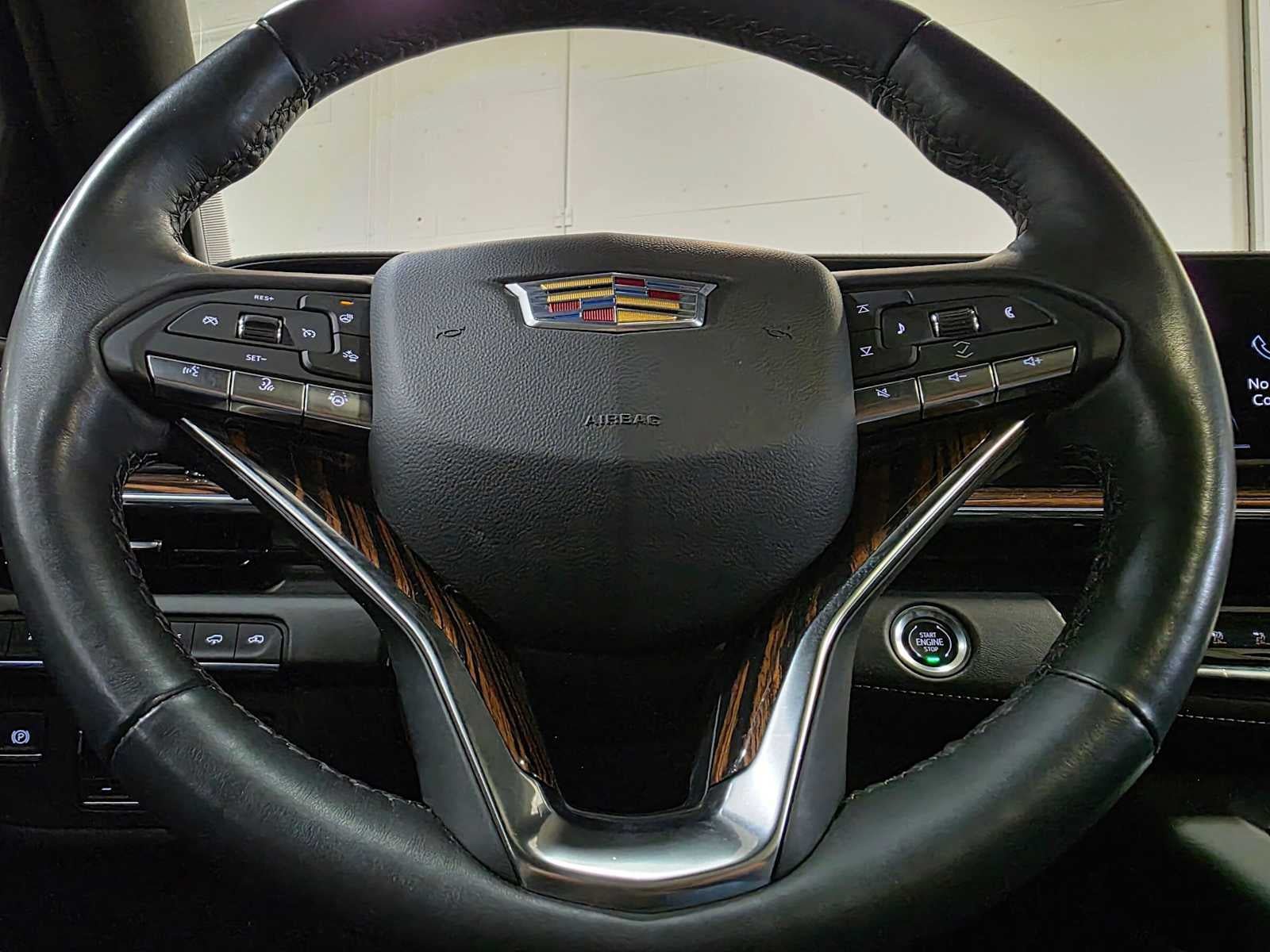 Certified 2024 Cadillac Escalade Premium Luxury w/ Performance Package AWD/4WD image 24