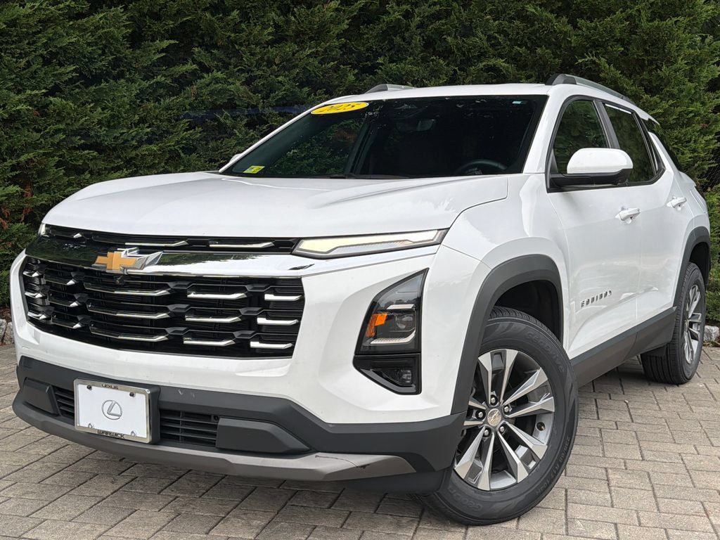 Used 2025 Chevrolet Equinox LT w/ Convenience Package II AWD/4WD 360° Tour
