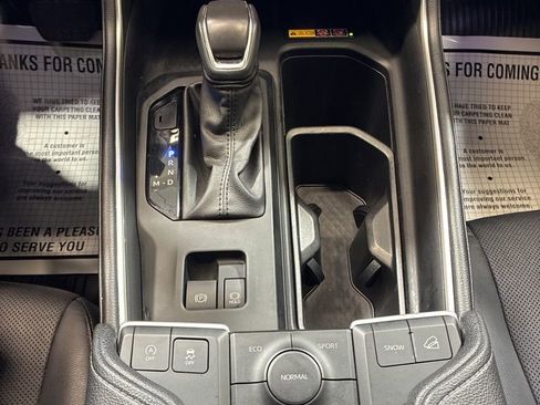 Used 2024 Toyota Grand Highlander AWD image 35