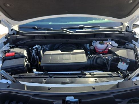 New 2026 Chevrolet Suburban LS AWD/4WD image 19