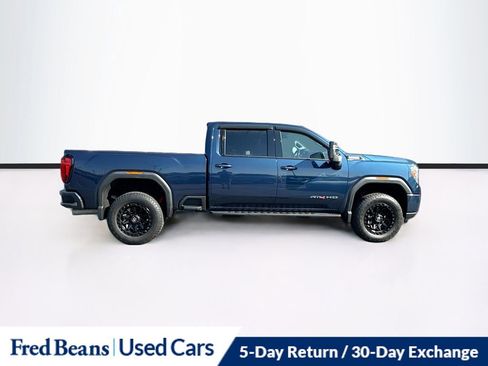 Used 2021 GMC Sierra 2500 AT4 w/ AT4 Premium Plus Package AWD/4WD image 9