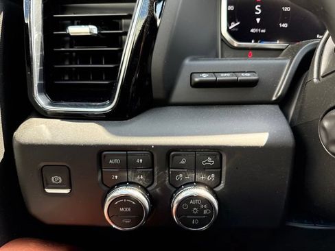 Used 2026 GMC Sierra 1500 Denali Ultimate AWD/4WD image 22