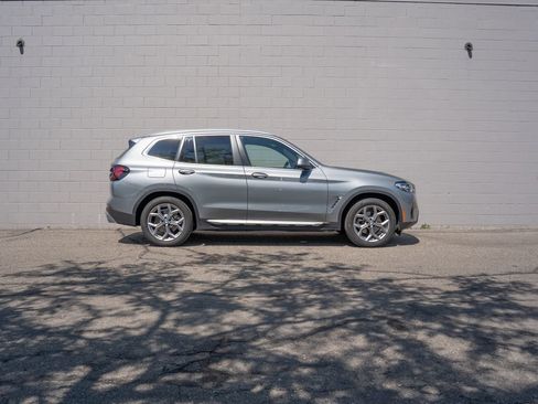 Used 2024 BMW X3 xDrive30i w/ Premium Package AWD/4WD image 8