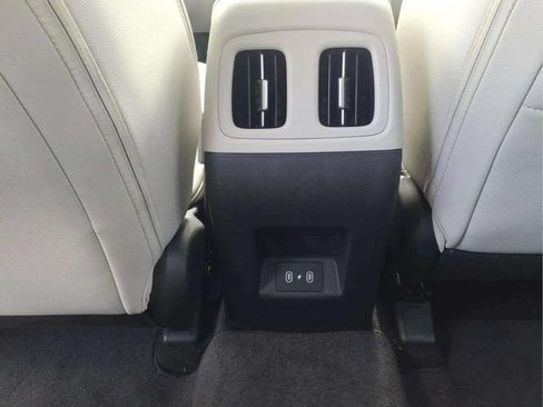 Used 2025 Hyundai Tucson SEL FWD image 15
