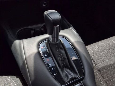 Used 2024 Honda HR-V LX image 11