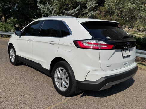 Used 2024 Ford Edge SEL w/ Convenience Package AWD/4WD image 8