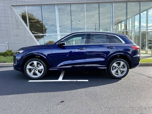 New 2025 Audi Q5 Premium Plus image 3