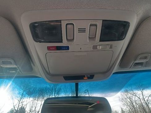 Used 2017 Subaru Outback 2.5i Limited image 20