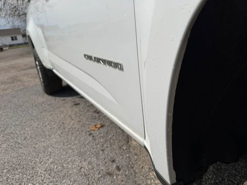 Used 2022 Chevrolet Colorado LT w/ Fleet Safety Package image 11